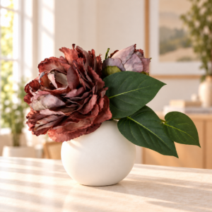 Blossom, hvid keramikkugle med flot kunstig blomst